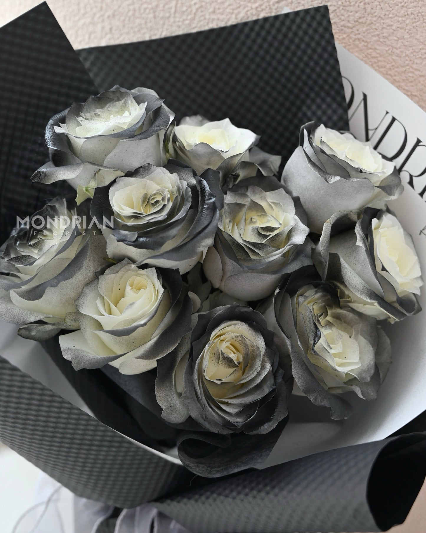 Black rose Bouquets | birthday rose bouquet | fresh rose birthday bouquet | black rose bouquet sg | flower shop sg | Valentine's Day flower delivery | Mondrian Florist SG