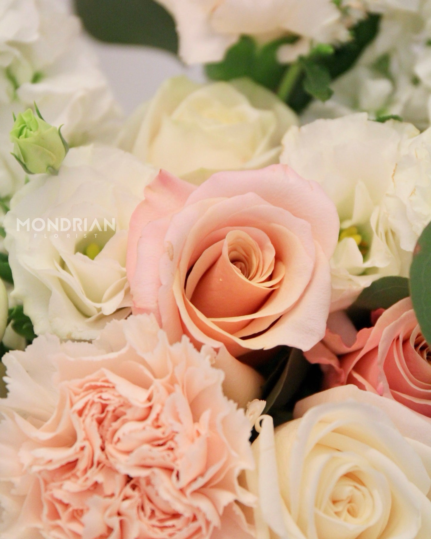 Pastel Bridal Bouquet singapore | ROM bouquet singapore | rustic bridal bouquet | wedding flower sg | sg wedding florist | Mondrian Florist SG