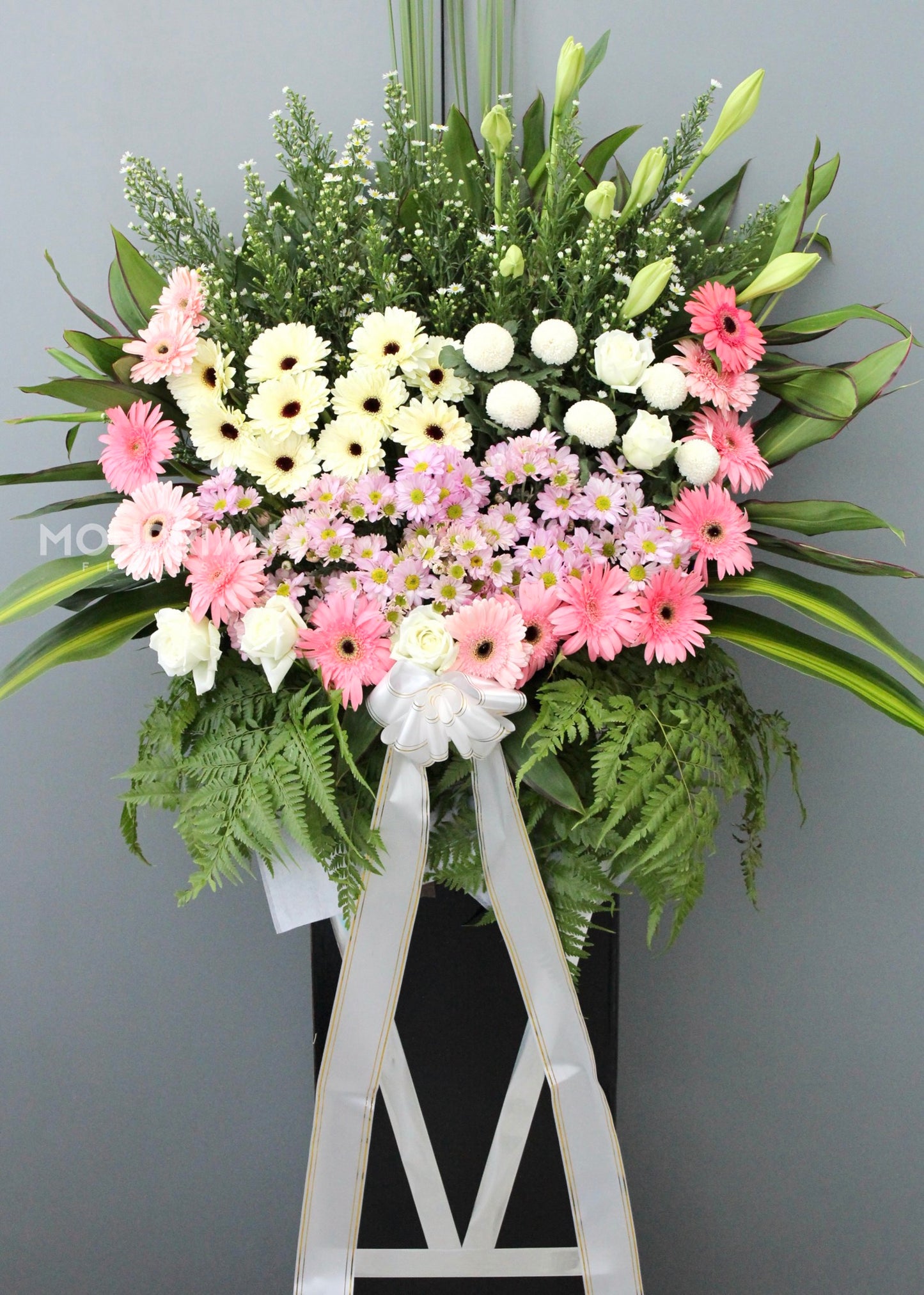 Condolence flower Stand | funeral flower stand | sympathy flower stand | send funeral flower sg