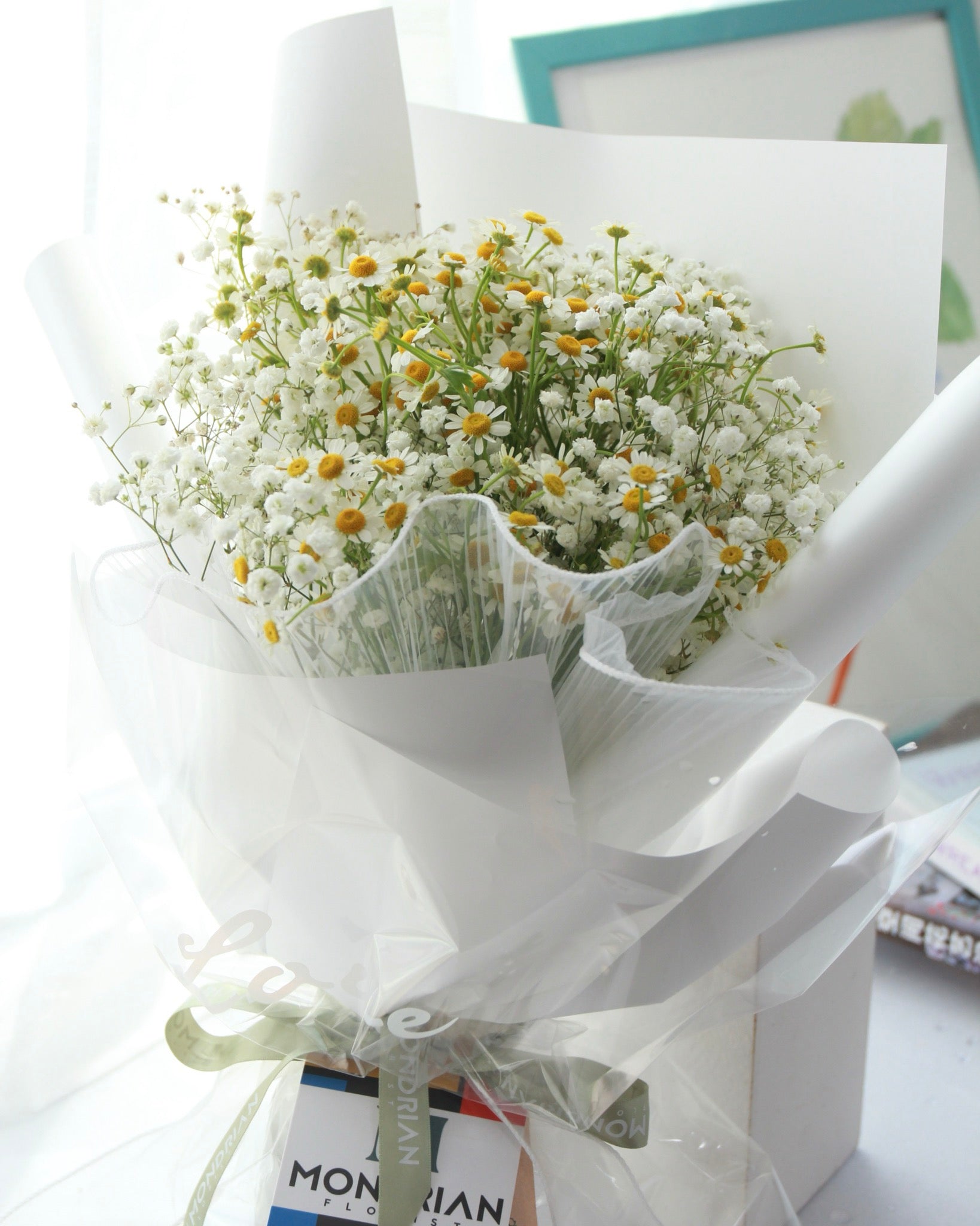 Daisy flower Bouquet Tanacetums flower bouquet birthday flower bouquet baby s breath flower bouquet flower delivery SG Mondrian Florist SG MondrianFlorist