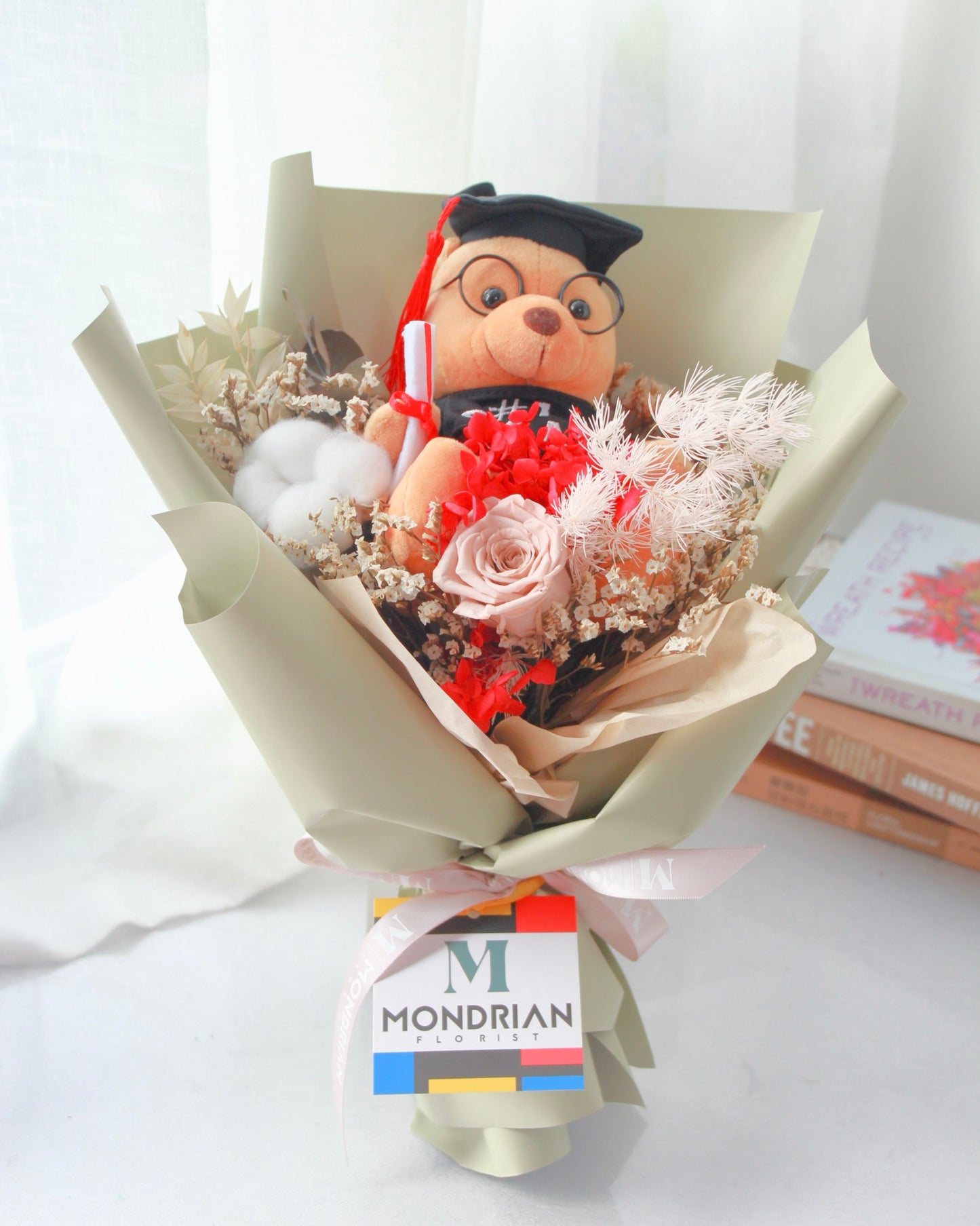 Graduation Bouquet | graduation bear bouquet | graduation flower delivery | sunflower bouquet | Flower Delivery sg | Mondrian Florist SG