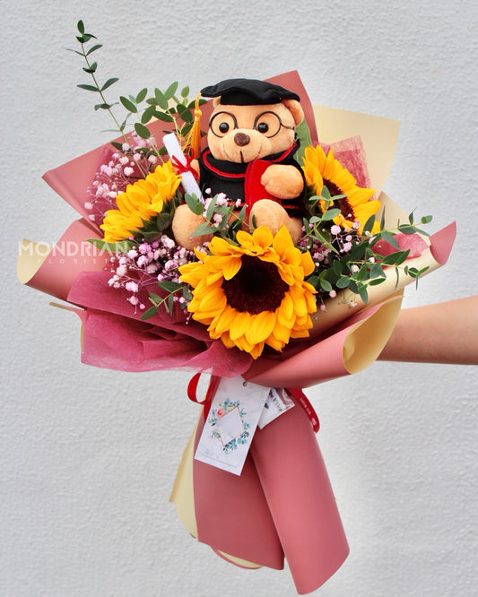 Graduation Bouquet | graduation bear bouquet | graduation flower delivery | sunflower bouquet | graduation flower Delivery sg | Mondrian Florist SG