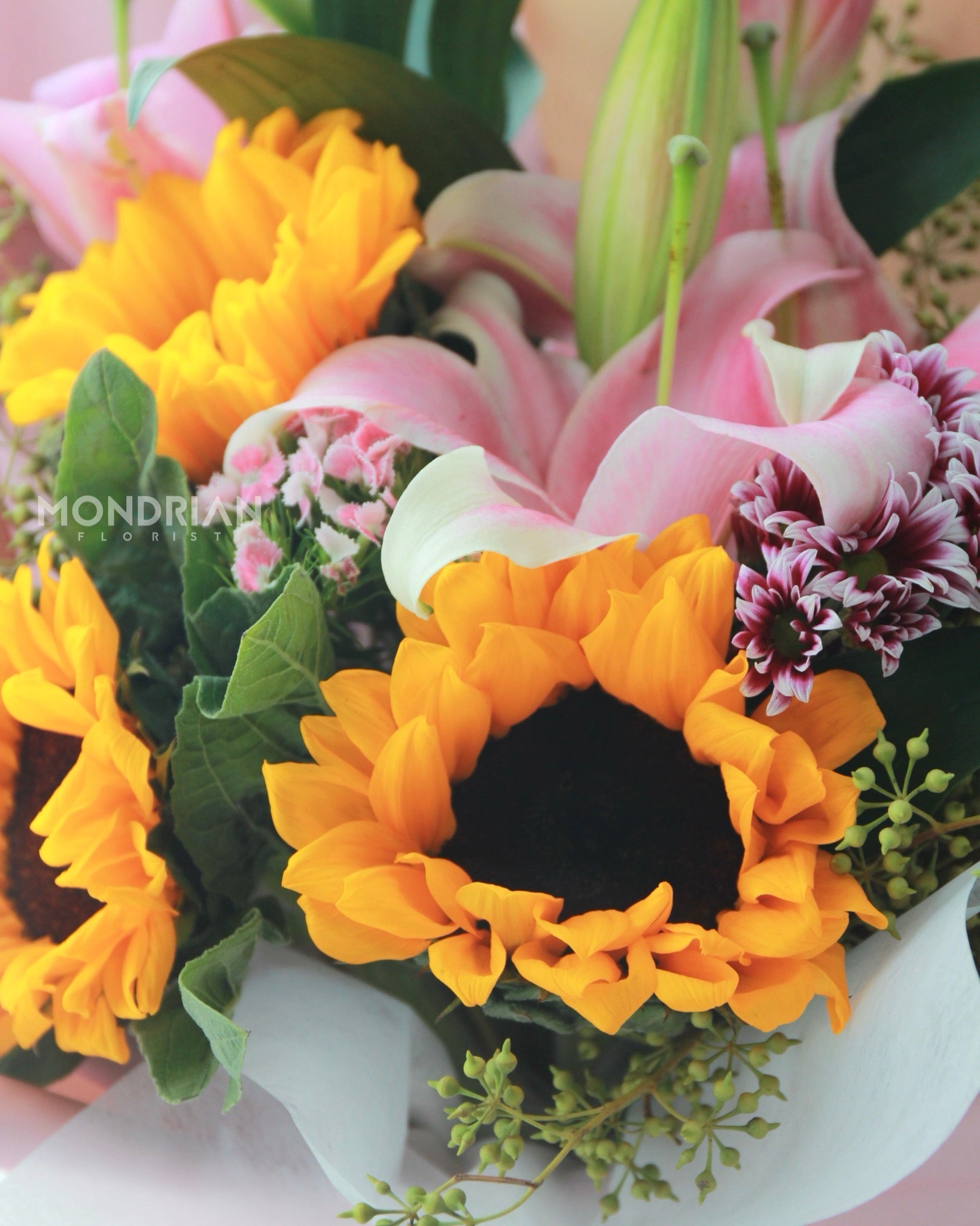 Flower Bouquet delivery | Lily bouquet | sunflower bouquet | birthday flower delivery sg | sg florist | Mondrian Florist SG