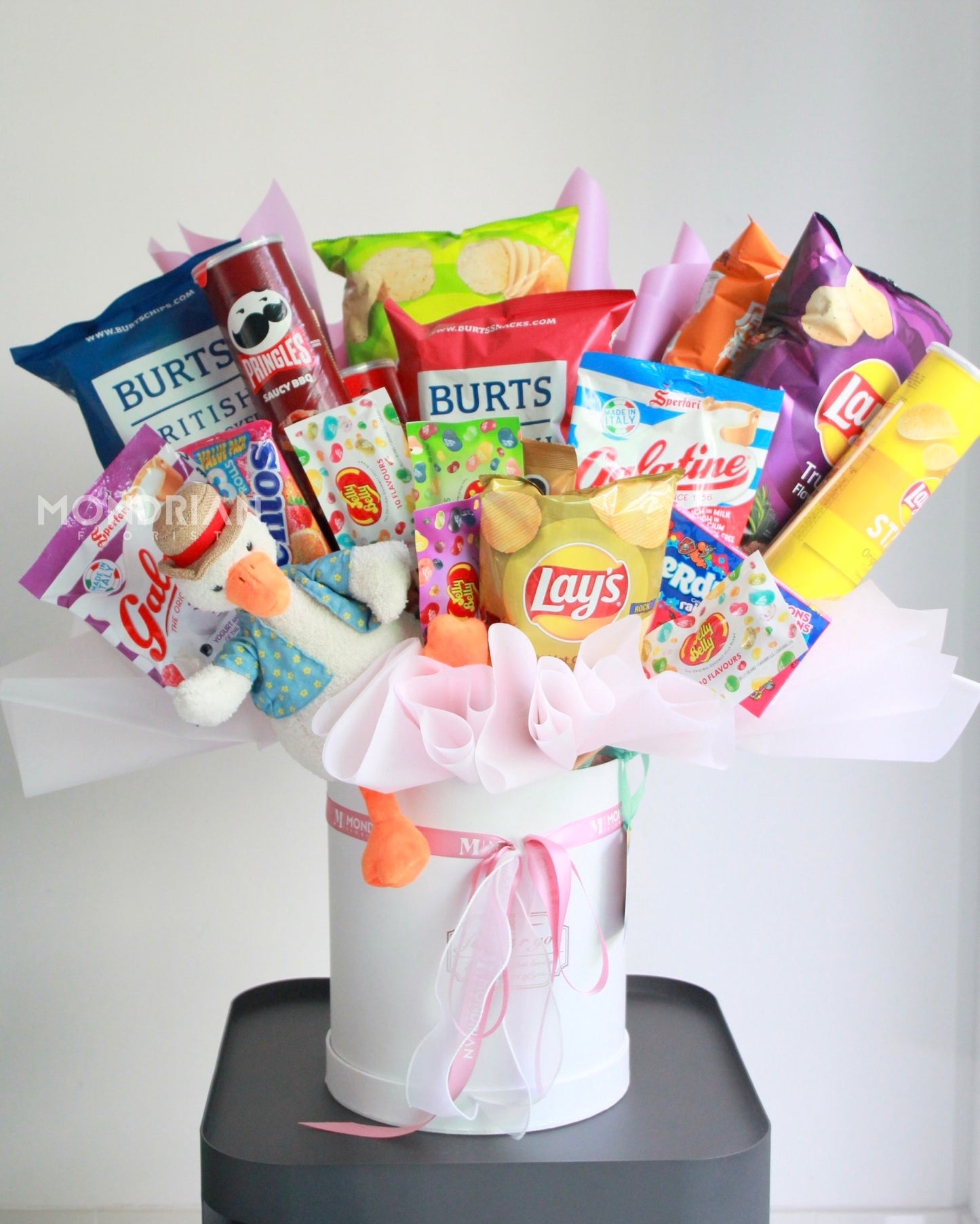 Snack Bouquet | gift basket | edible bouquet | kids bouquet | birthday bouquet | farewell bouquet | candy bouquet | Online Florist Singapore | Mondrian Florist SG