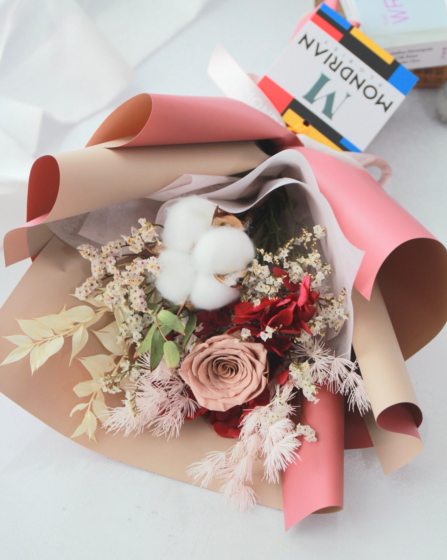 Preserved Flower Bouquet - Milk Tea