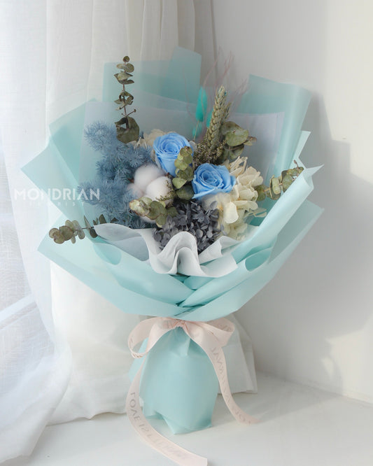 Preserved Rose Bouquet | blue rose bouquet | flower delivery sg | birthday flower | grey dried flower bouquet | Mondrian Florist SG
