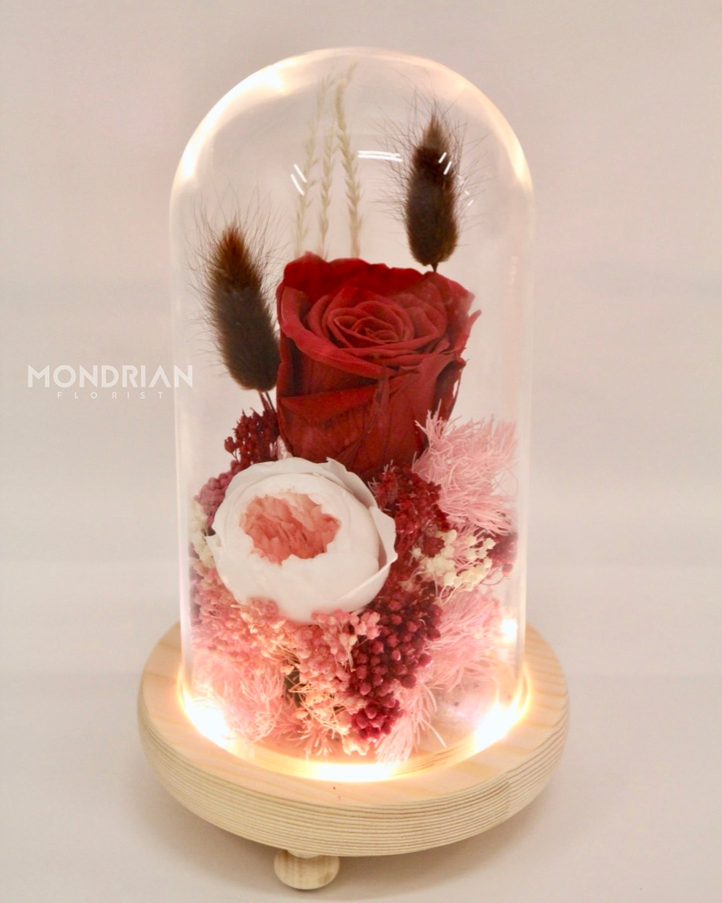 Preserved Rose in Glass Dome | dried flower sg | glass dome flower | fairy lights | flower delivery sg | Mondrian Florist