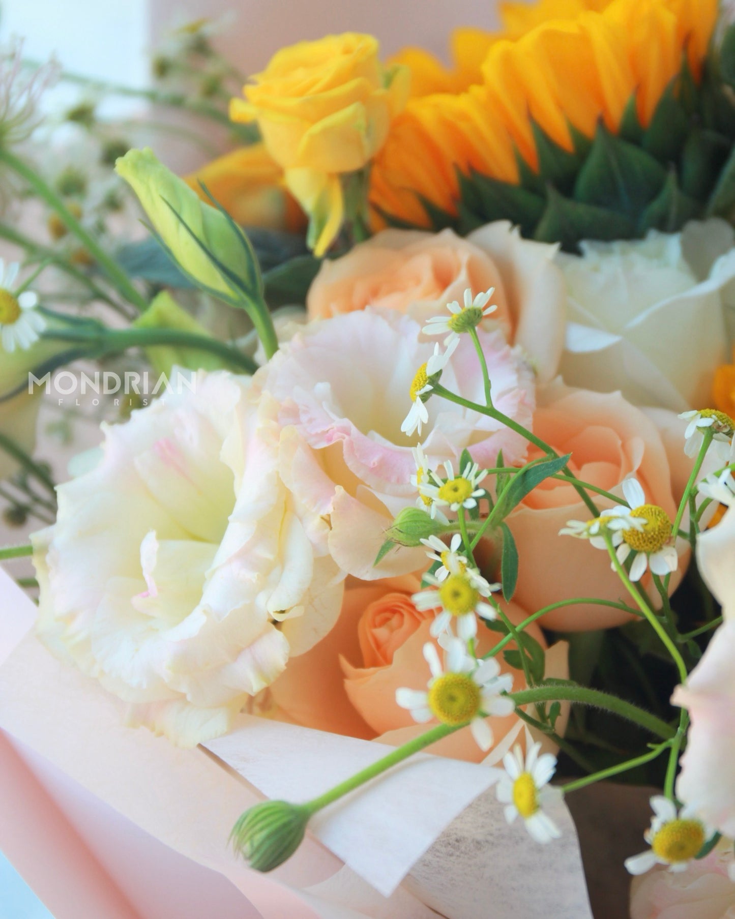 Sunflower delivery | flower bouquet sg | sunflower and rose bouquet | birthday flower delivery sg | sg online flower shop | graduation bouquet | Mondrian Florist SG