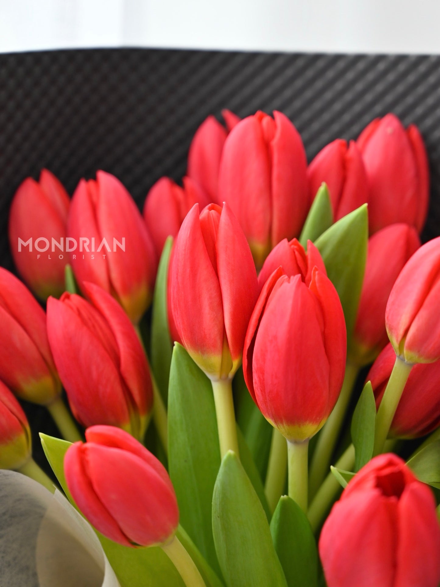 red tulip flower bouquet | fresh tulip bouquet | birthday tulip bouquet | anniversary flower bouquet | tulip flower delivery | Flower Delivery SG | Mondrian Florist SG