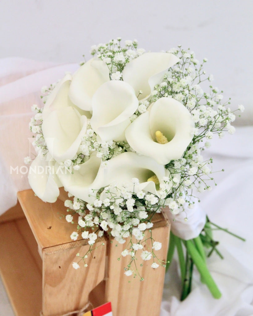 calla lily bridal bouquet | wedding bouquet | rom flower bouquet | flower delivery | wedding rom flower | mondrian florist sg