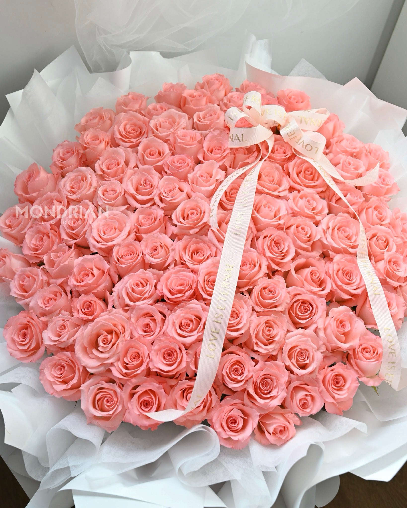 99 Rose Singapore | luxury pink rose | pink rose only sg | rose flower delivery SG | rose only flower bouquet | proposal rose bouquet | anniversary rose bouquet | Mondrian Florist SG