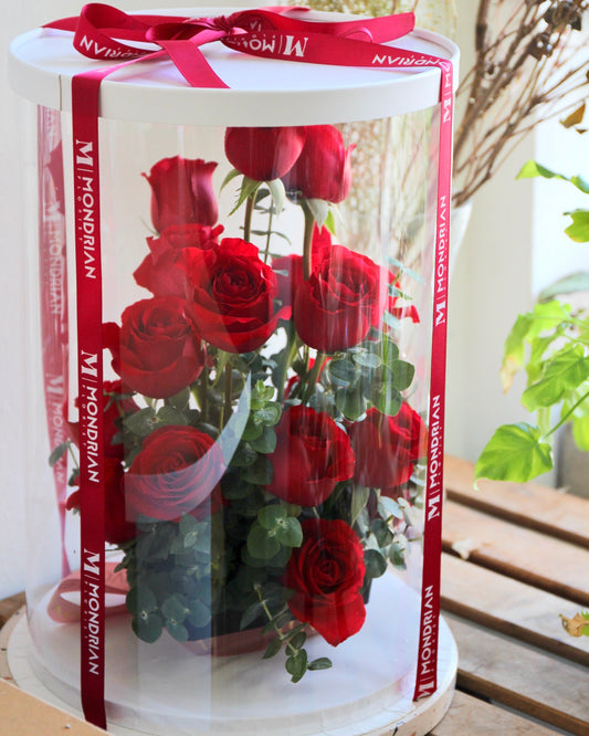 Flower cake box | bloom box | red rose box | birthday rose delivery | Valentine's Day flower delivery | Mondrian Florist SG