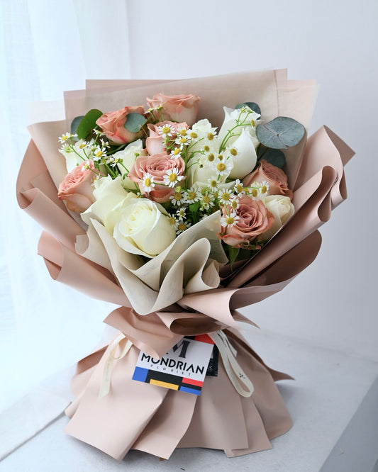 cappuccino rose bouquet | rose only sg | graduation bouquet sg | white rose bouquet | birthday flower delivery | anniversary flower | rose delivery | Mondrian Florist