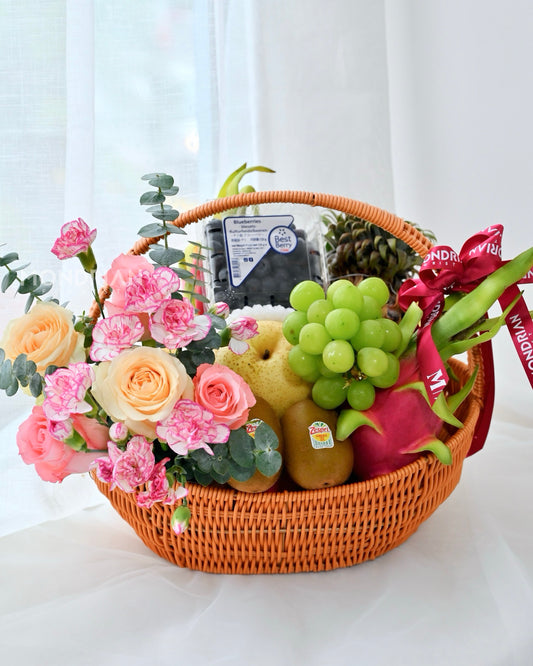 Fruit Basket delivery | Floral hamper box | gift hamper | get well soon gift sg | congratulation hamper gift | Mondrian Florist SG