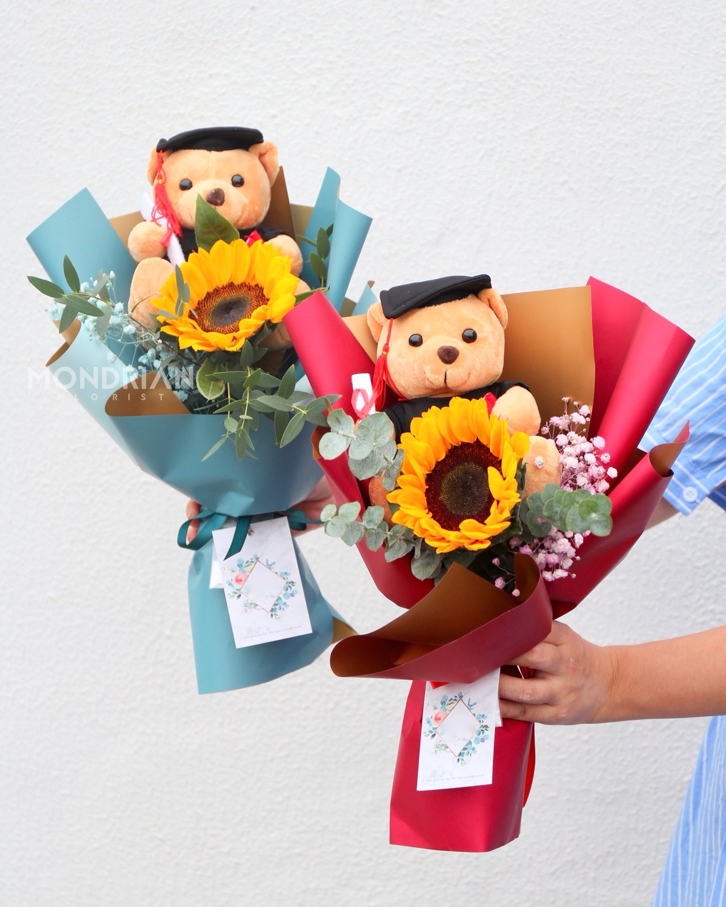 Graduation Bouquet | graduation bear bouquet | graduation flower delivery | graduation sunflower bouquet | Flower Delivery sg | Mondrian Florist SG