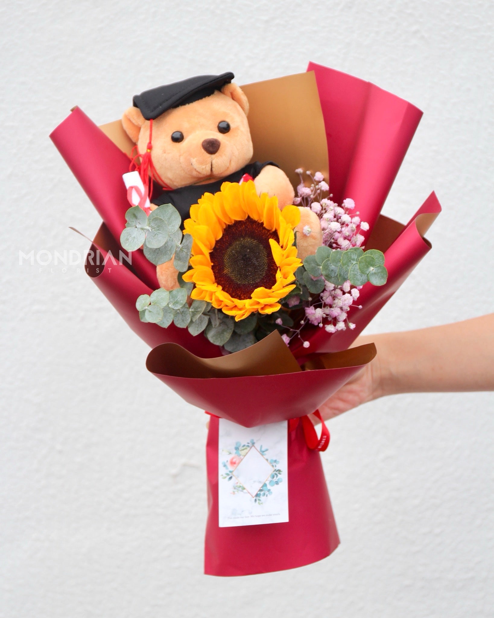 Graduation Bouquet | graduation bear bouquet | graduation flower delivery | graduation sunflower bouquet | Flower Delivery sg | Mondrian Florist SG