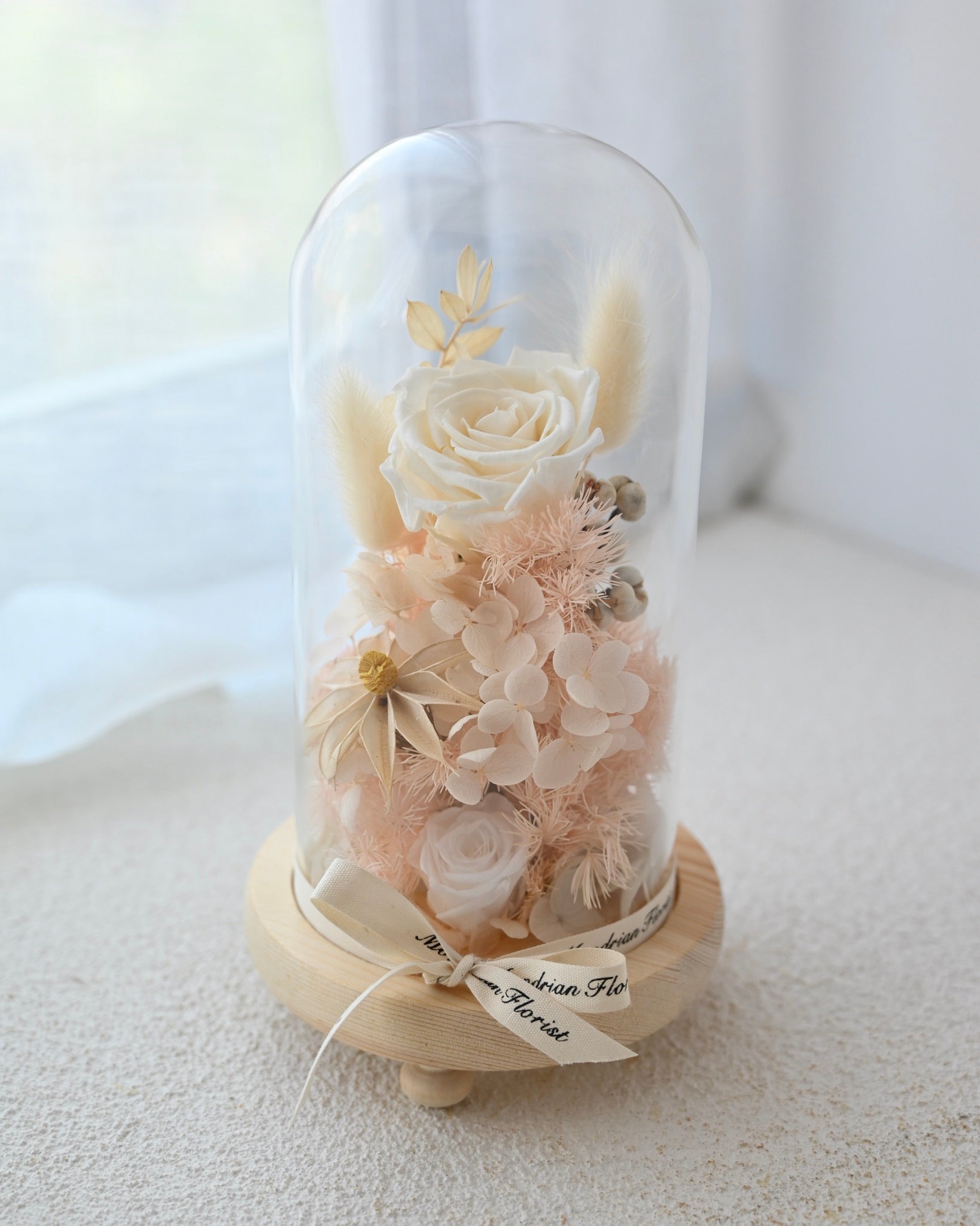 Preserved Rose in Glass Dome | dried flower sg | glass dome rose | fairy lights | flower delivery sg | Mondrian Floris