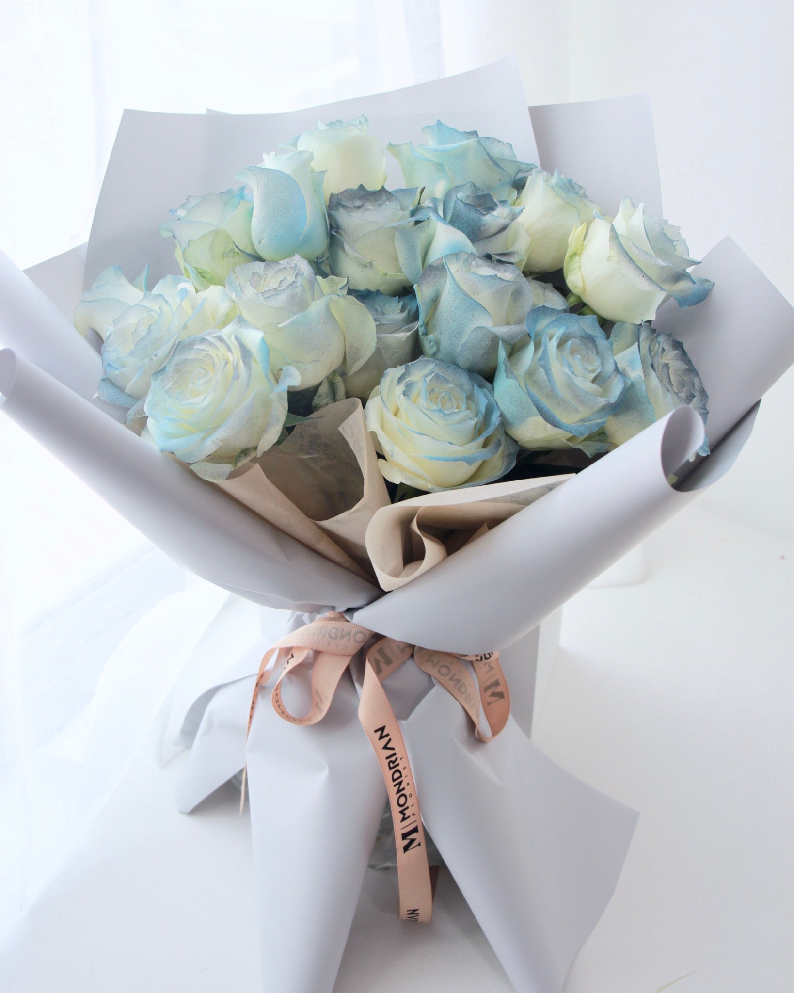 Blue Bucket Roses Dusty Blue Rose Bouquet Singapore – 19 Stalks – MondrianFlorist
