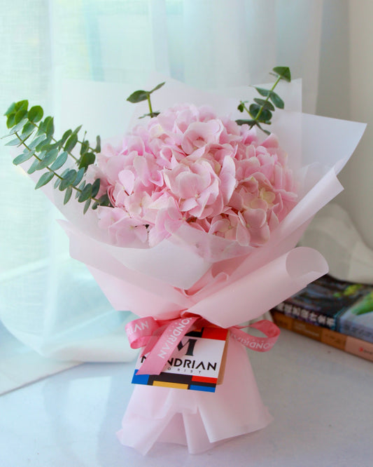 Pink hydrangea bouquet | pink hydrangea  | flower delivery sg | birthday flower delivery |fresh flower bouquet singapore | Mondrian Florist SG