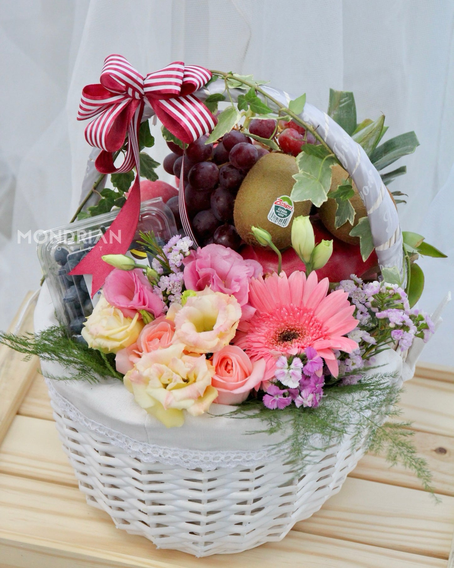 Fruit Basket delivery | Floral hamper box | gift hamper | get well soon gift sg | congratulation hamper gift | Mondrian Florist SG