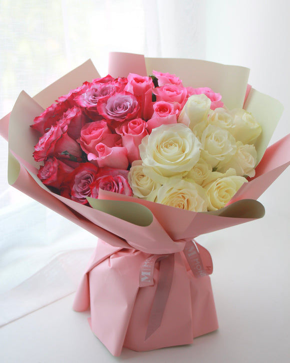 mixed rose bouquet | purple rose bouquet | 30 rose bouquet | pink rose bouquet | Flower Bouquets Singapore | anniversary flower bouquet | Valentine's Day flower delivery | Mondrian Florist SG