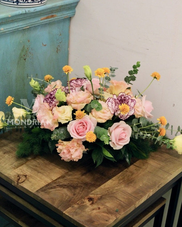 Table centrepiece | flower arrangement | ROM arrangement | wedding flowers | sg wedding florist | Flower Delivery | Mondrian Florist SG