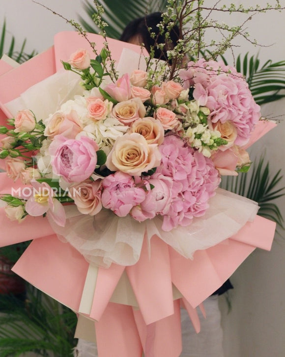 peony flower bouquet | hydrangea bouquet | SG Flower Delivery | luxury flower bouquet | big flower bouquet | Mondrian Florist SG