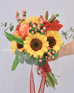 Sunflower bridal bouquet | wedding flower | wedding Flower | Mondrian Florist SG