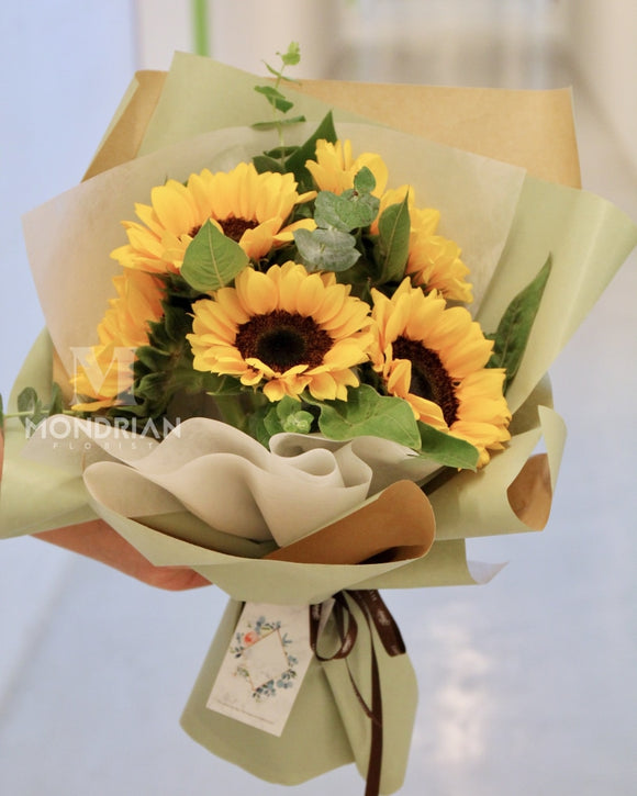 Fresh Sunflower Bouquet - MondrianFlorist